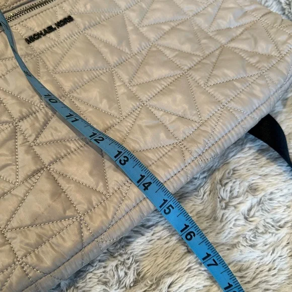 New Michael Kors Quilted Backpack in Cream (never worn/brand new) - Picture 5 of 7